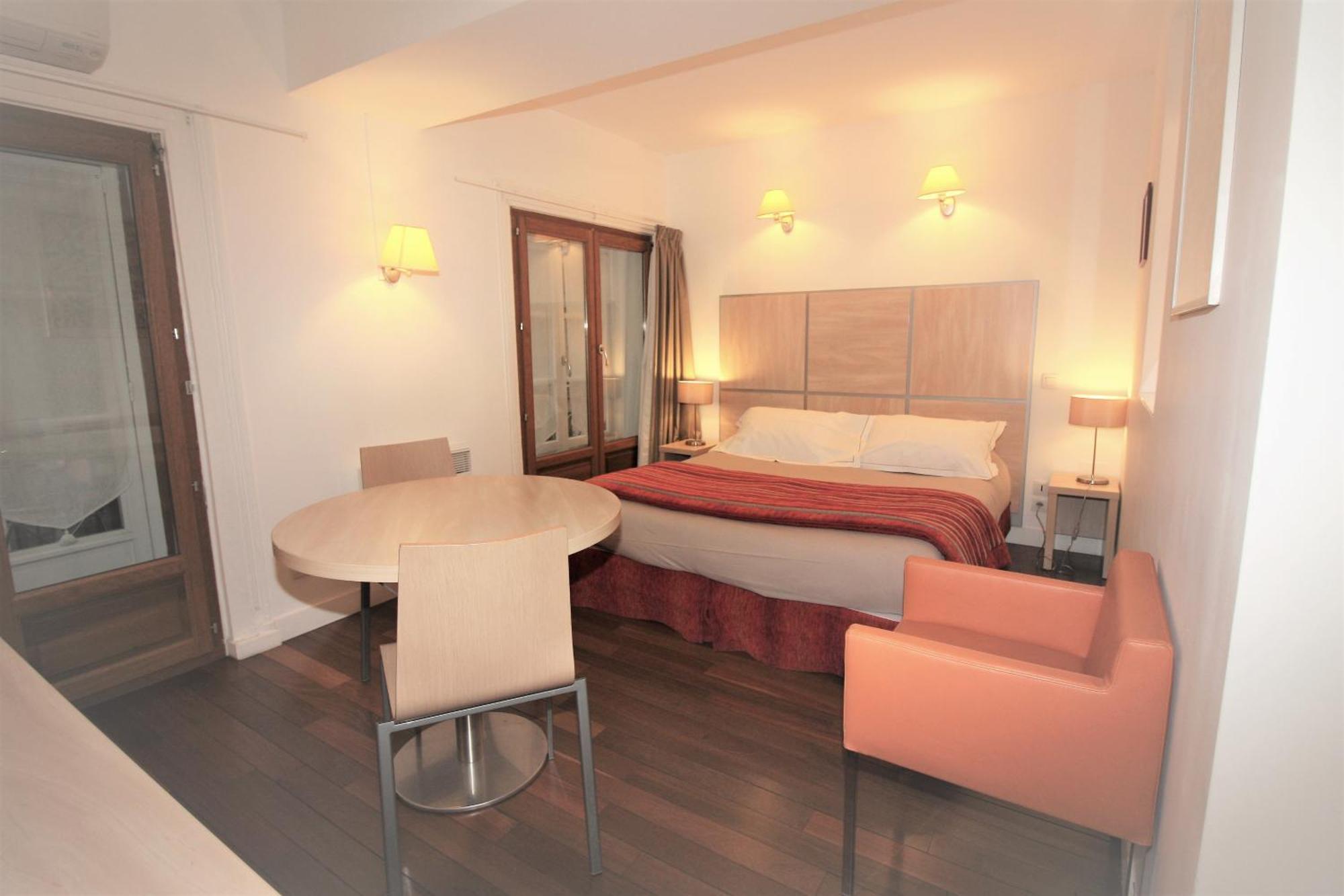 Best Western Lyon Saint-Antoine Esterno foto